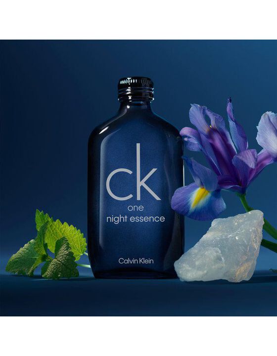 Calvin Klein CK One Night Essence Eau de Parfum Intense 100ml fragrance image; powdery iris suede musk scent with Suede, Keemun tea and Musk; for all genders; suited to spring and autumn.